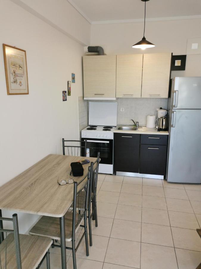 Cozy Luminous Apartment Thessaloniki Exterior photo